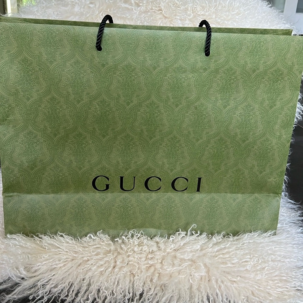GUCCI Paper Bag